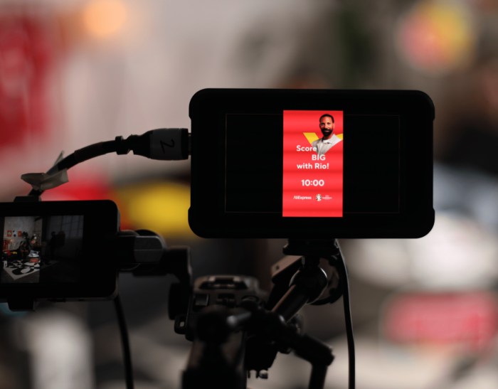 Social media live streaming